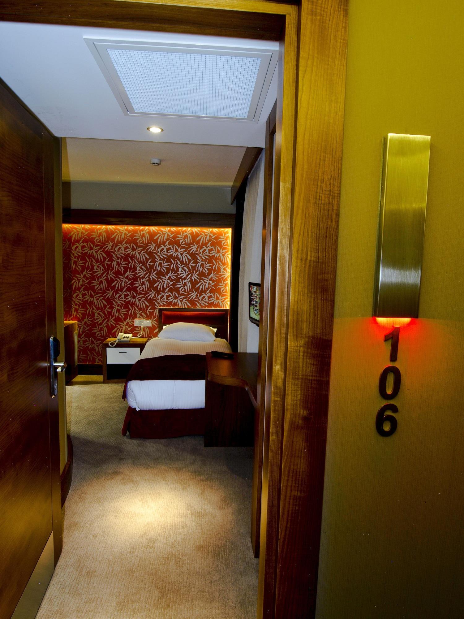 Bella Hotel Istambul Exterior foto