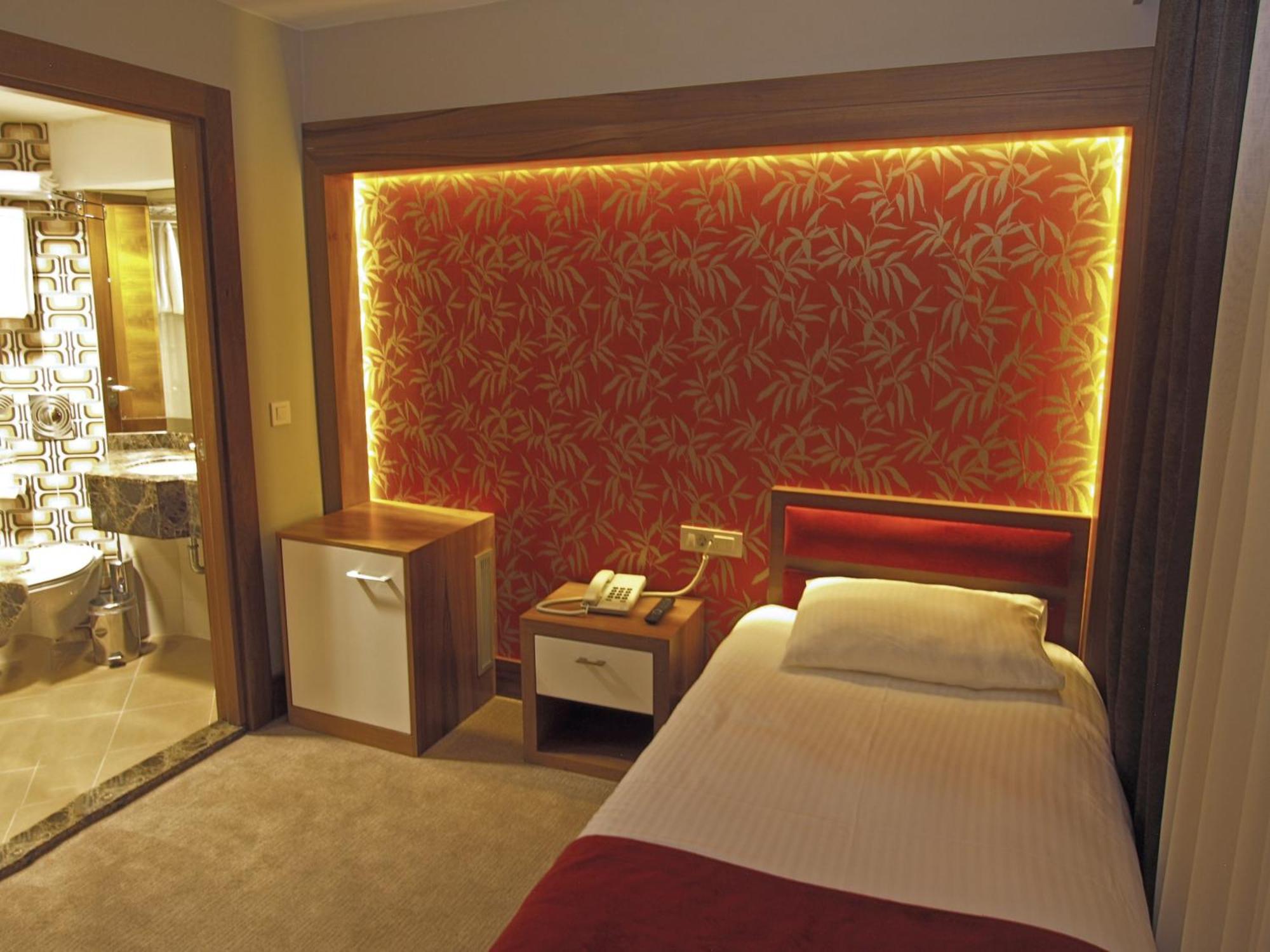 Bella Hotel Istambul Exterior foto